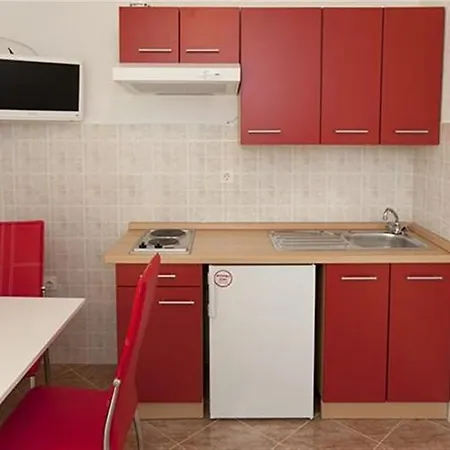Apartments Igrane 아파트 *