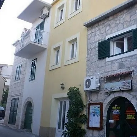 Apartments Igrane