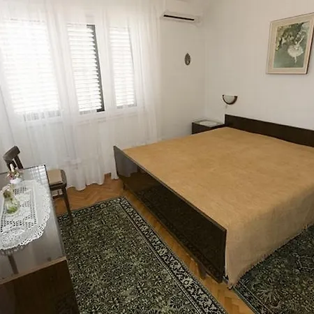 Apartments Igrane * 이그라네