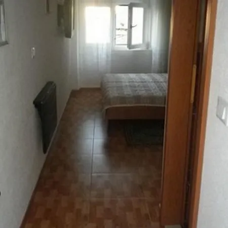 Apartments Igrane Apartment *